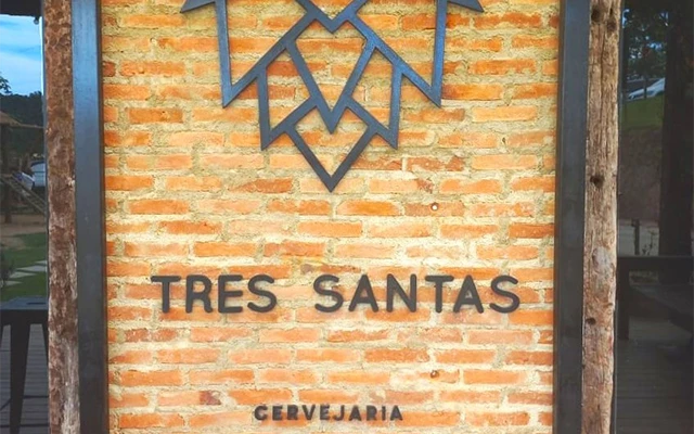 Três Santas Três Santas